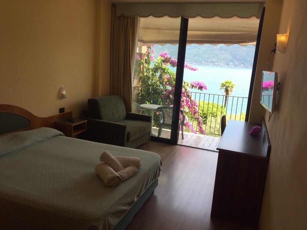 Hotel Lido Gargnano Luaran gambar
