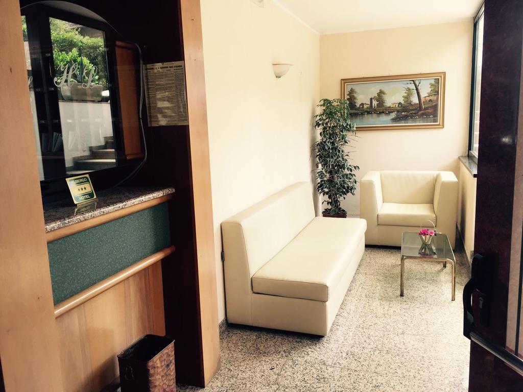 Hotel Lido Gargnano Luaran gambar