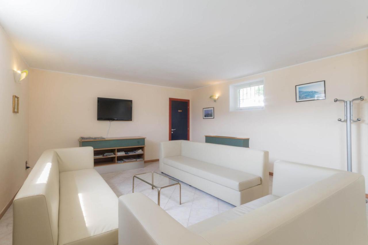 Hotel Lido Gargnano Luaran gambar