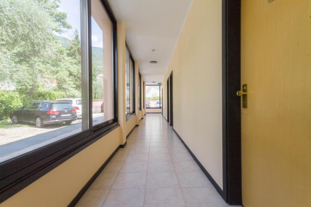 Hotel Lido Gargnano Luaran gambar